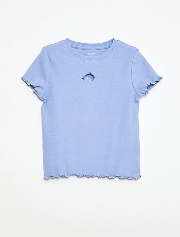 Camiseta de manga corta con forma calada