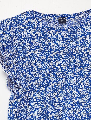 Camiseta de manga corta con volantes y cuello redondo estampada