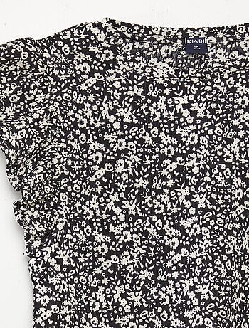 Camiseta de manga corta con volantes y cuello redondo estampada