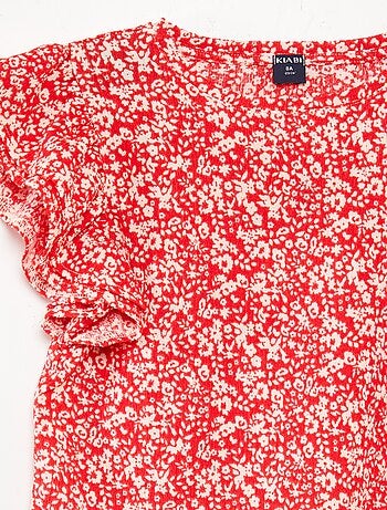 Camiseta de manga corta con volantes y cuello redondo estampada