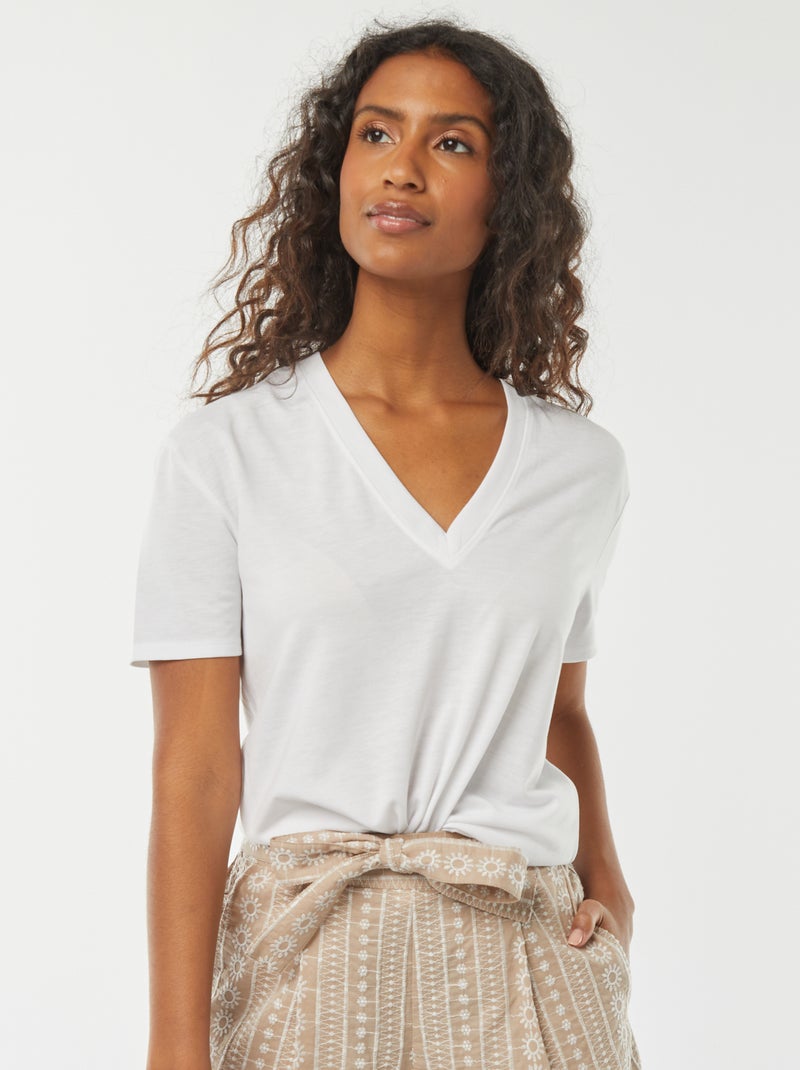 Camiseta de manga corta cuello de pico blanco - Kiabi