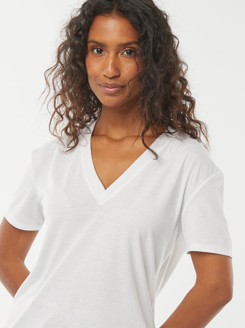 Camiseta de manga corta cuello de pico blanco - Kiabi