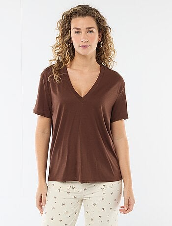 Camiseta de manga corta cuello de pico