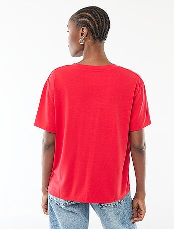 Camiseta de manga corta cuello de pico