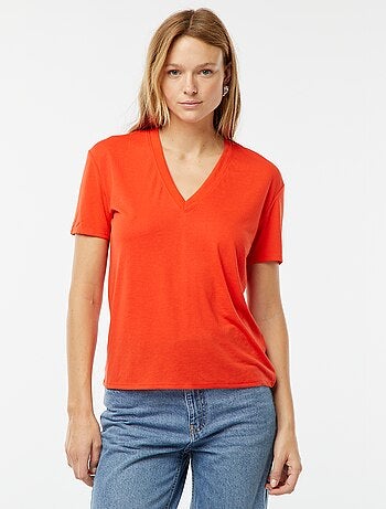 Camiseta de manga corta cuello de pico