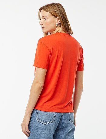 Camiseta de manga corta cuello de pico