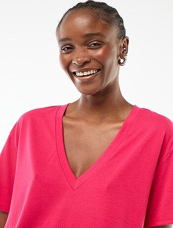 Camiseta de manga corta cuello de pico