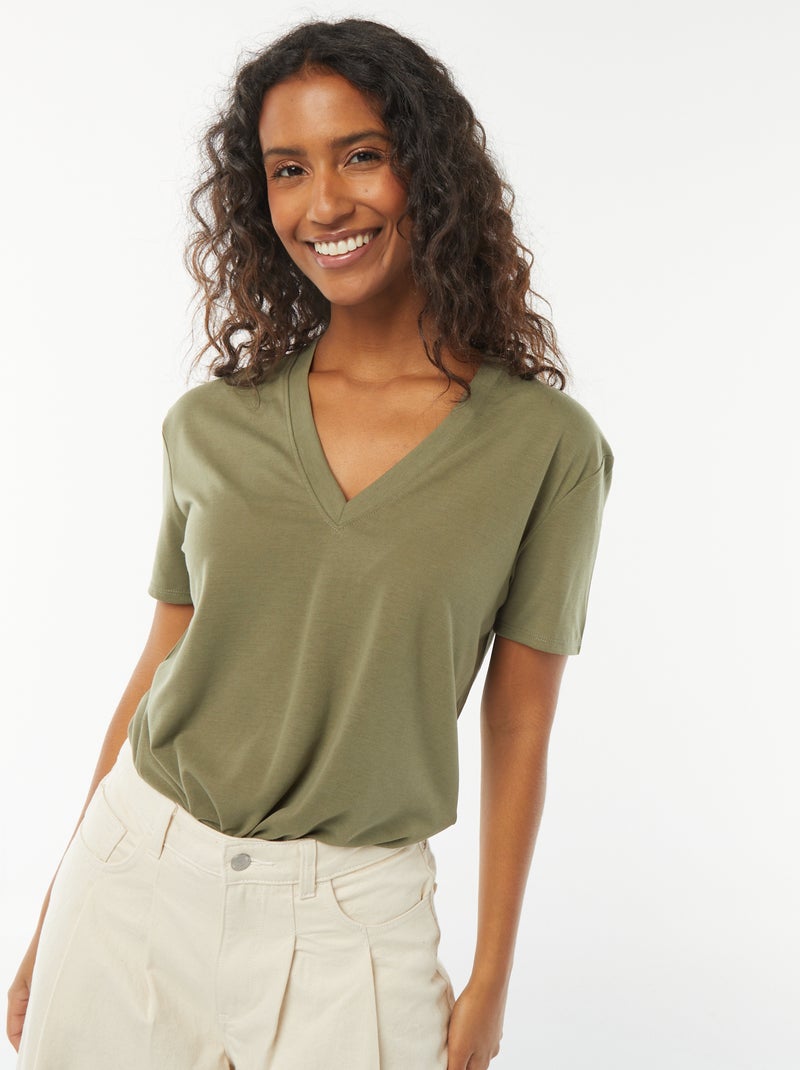Camiseta de manga corta cuello de pico Verde - Kiabi