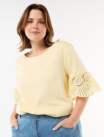 Camiseta de manga corta de macramé