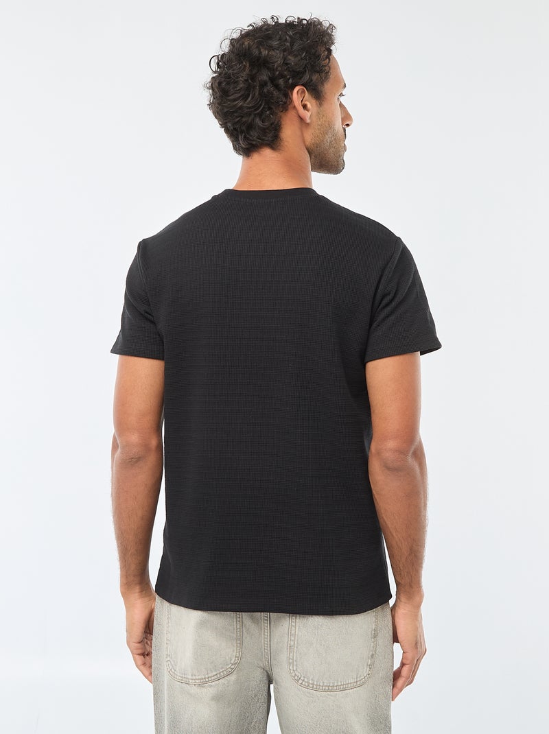 Camiseta de manga corta en punto gofrado Negro - Kiabi