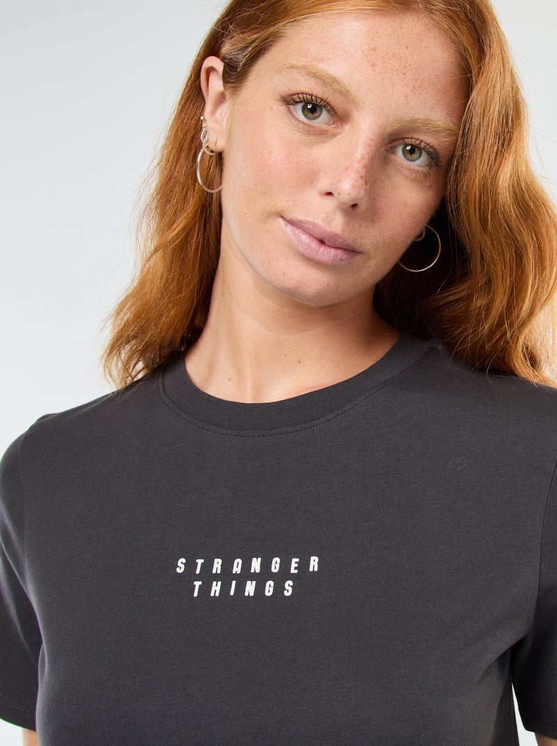 Camiseta de manga corta 'Stranger Things' Negro - Kiabi