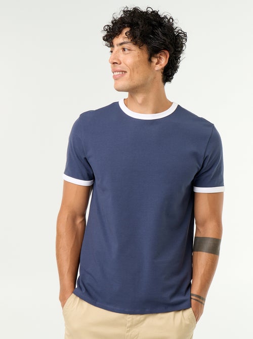 Camiseta de manga corta y bordes a contraste - Kiabi Camiseta de manga corta y bordes a contraste - Kiabi