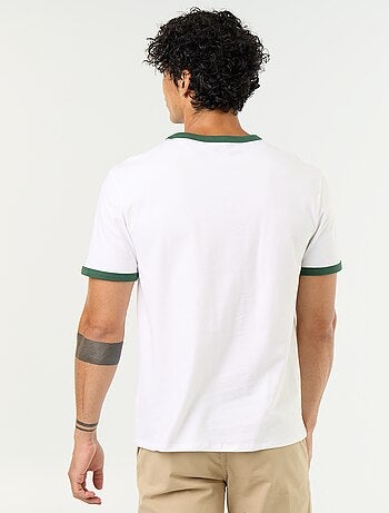 Camiseta de manga corta y bordes a contraste