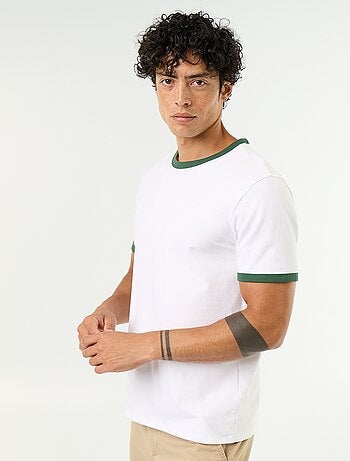 Camiseta de manga corta y bordes a contraste