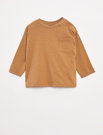 Camiseta de manga larga y bolsillo en el pecho