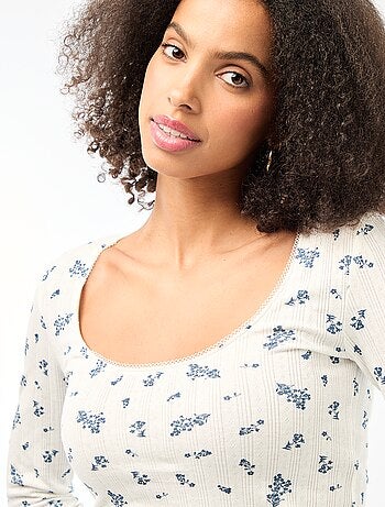 Camiseta de manga larga con calados