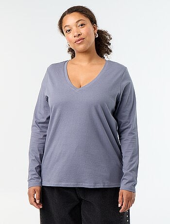 Camiseta de manga larga con cuello de pico