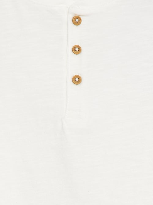 Camiseta de manga larga con cuello panadero - Kiabi Camiseta de manga larga con cuello panadero - Kiabi