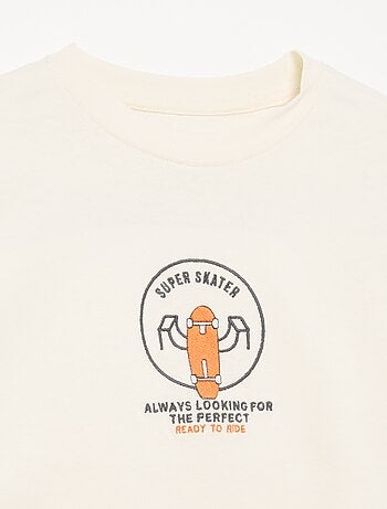 Camiseta de manga larga con parches delante y detrás