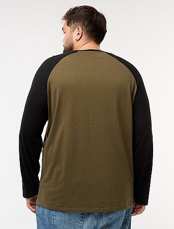Camiseta de manga larga raglán y cuello redondo