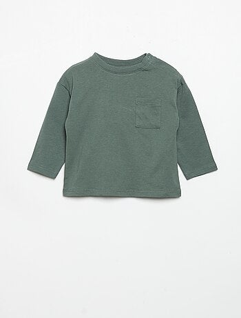 Camiseta de manga larga y bolsillo en el pecho