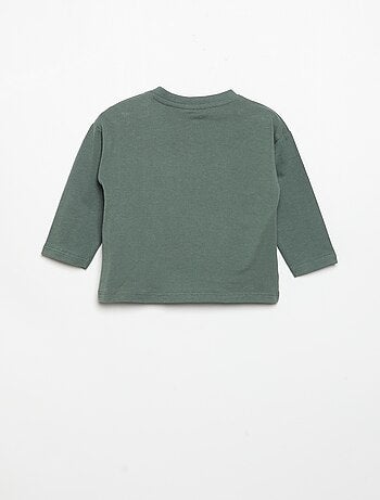 Camiseta de manga larga y bolsillo en el pecho