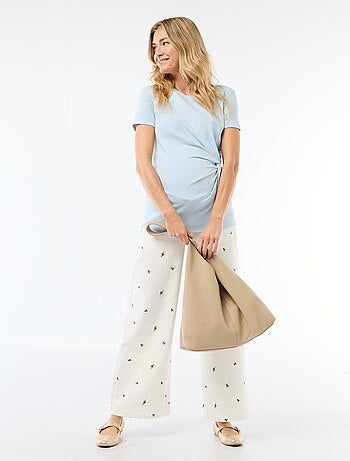 Camiseta de maternidad con cuello redondo drapeado