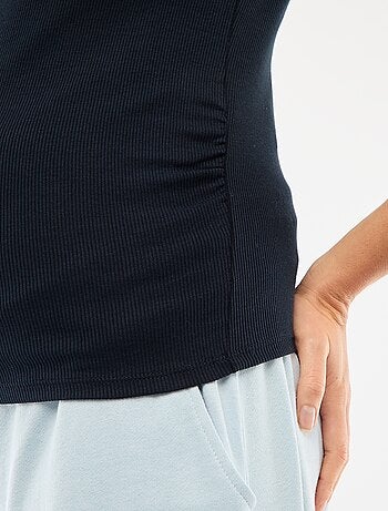 Camiseta de maternidad de canalé