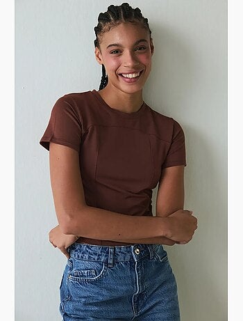 Camiseta de mujer cuello redondo slim fit de modal penti