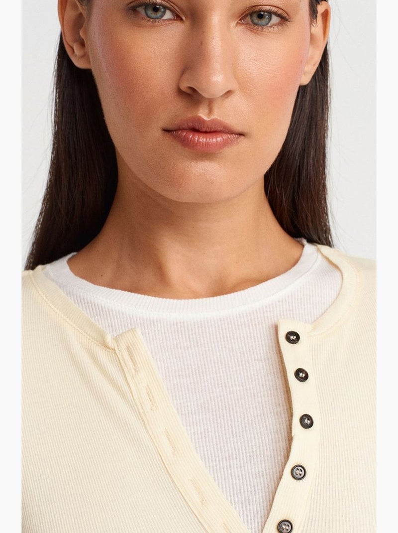 Camiseta de mujer de algodón con cuello en v y botones dilvin Crema - Kiabi