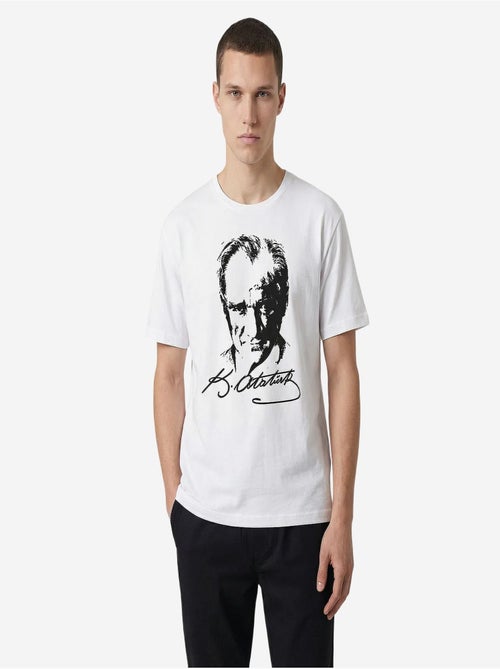 Camiseta de mujer de algodón y elastano tommy - Kiabi Camiseta de mujer de algodón y elastano tommy - Kiabi