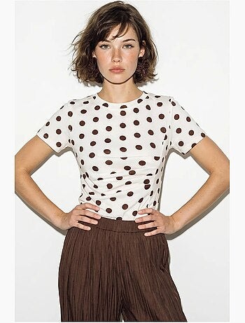 Camiseta de mujer entallada de lunares con cuello redondo lucci