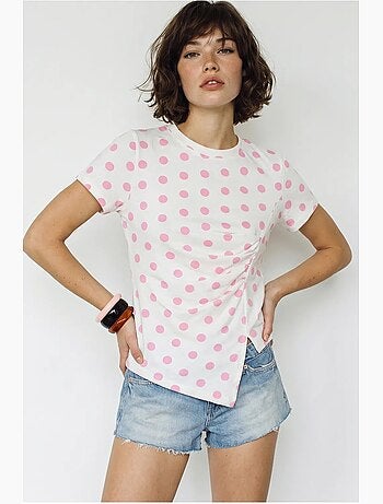 Camiseta de mujer entallada de lunares con cuello redondo lucci