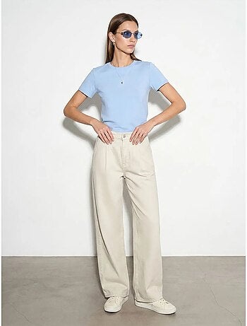 Camiseta de mujer lisa con cuello redondo dilvin