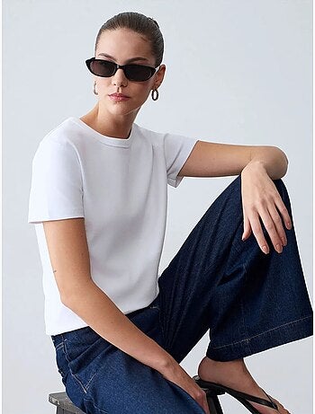 Camiseta de mujer lisa con cuello redondo dilvin
