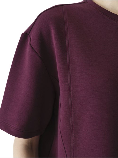 Camiseta de mujer silky feel con pespuntes penti - Kiabi Camiseta de mujer silky feel con pespuntes penti - Kiabi