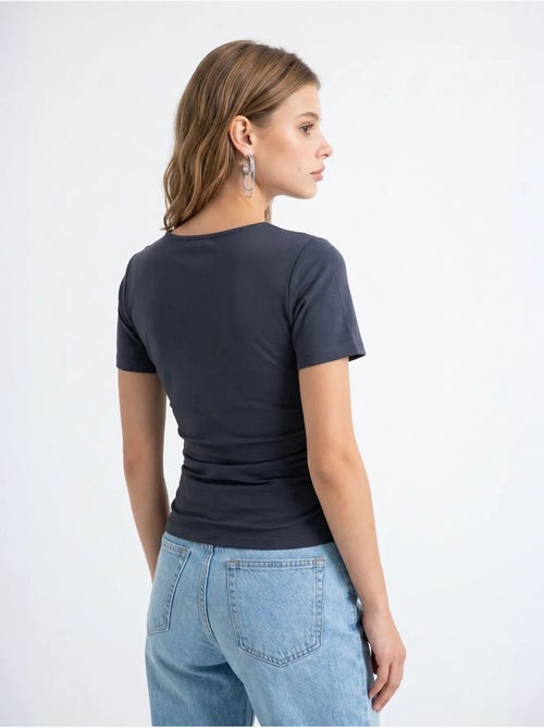 Camiseta de mujer slim fit con cuello barco mixray - Kiabi