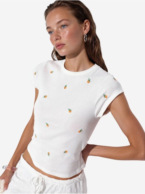 Camiseta de mujer slim fit de algodón con bordado y cuello redondo busem - Kiabi