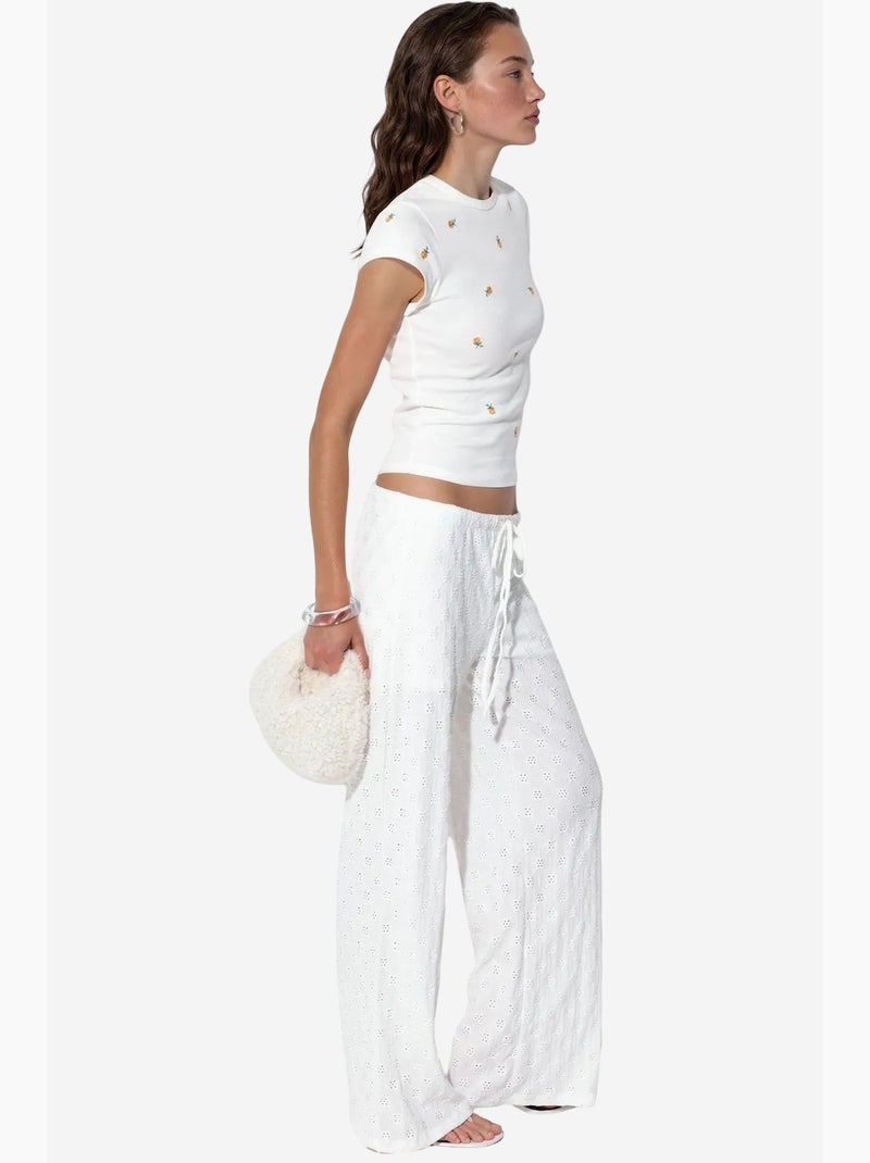 Camiseta de mujer slim fit de algodón con bordado y cuello redondo busem Blanco - Kiabi