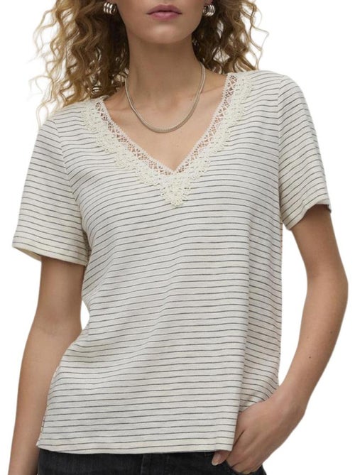 Camiseta de mujer vero moda - Kiabi Camiseta de mujer vero moda - Kiabi
