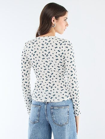 Camiseta de punto calado con flores