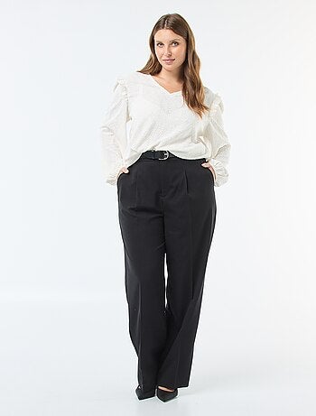 Camiseta de punto calado con hombros con volantes