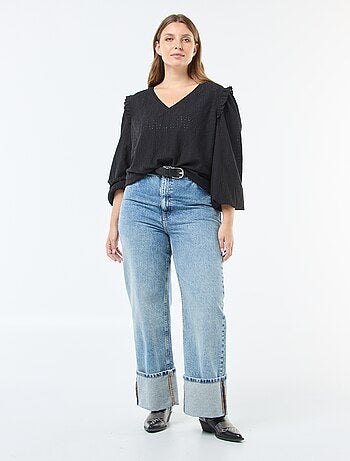 Camiseta de punto calado con hombros con volantes