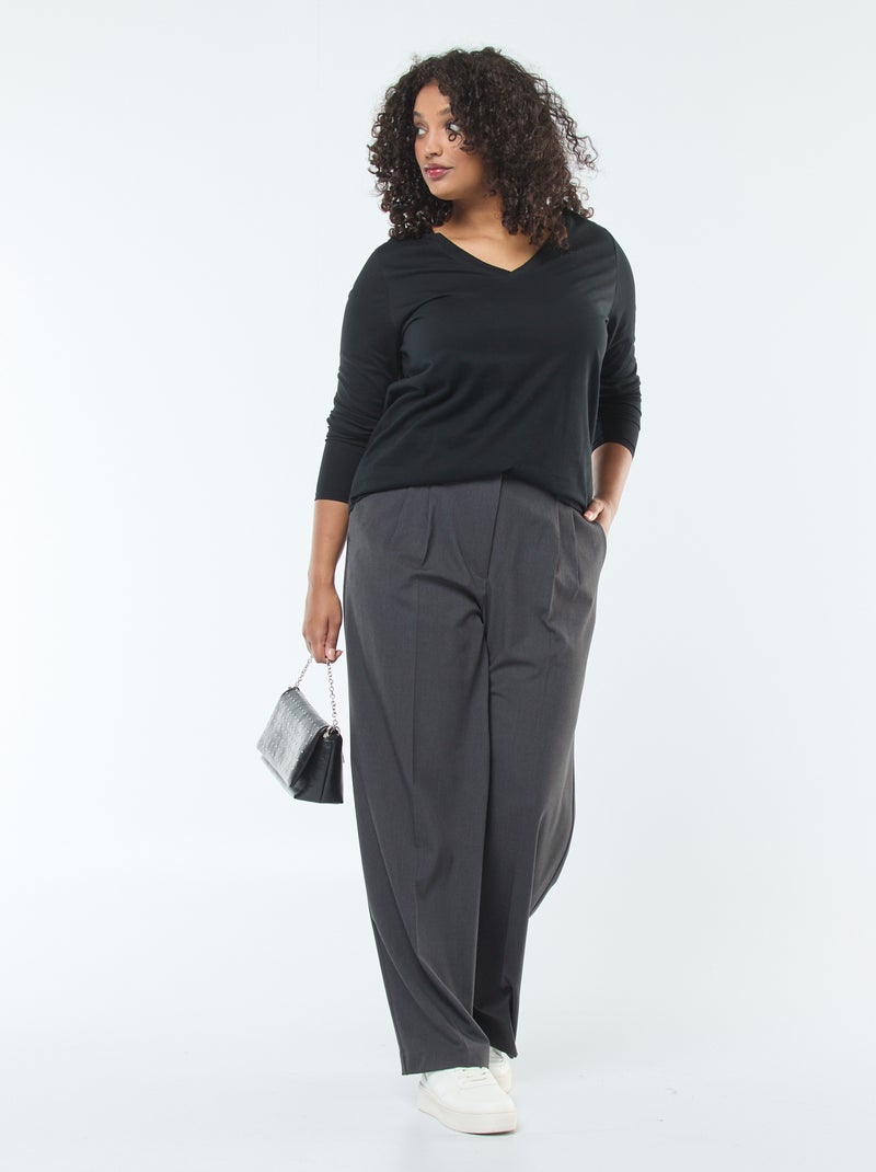 Camiseta de punto con cuello en V y manga corta Negro - Kiabi