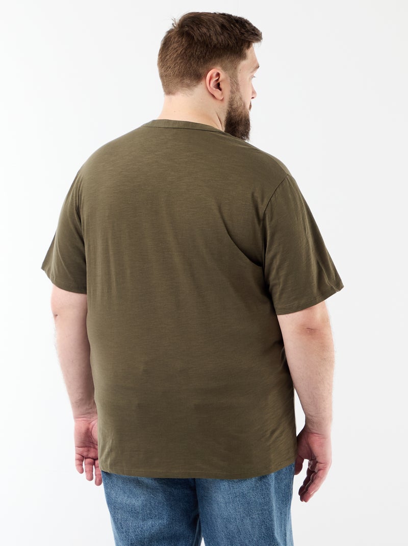 Camiseta de punto con cuello tunecino y manga corta Kaki - Kiabi