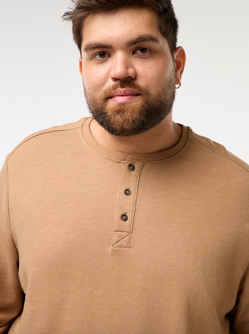 Camiseta de punto con mangas largas y cuello tunecino Beige - Kiabi