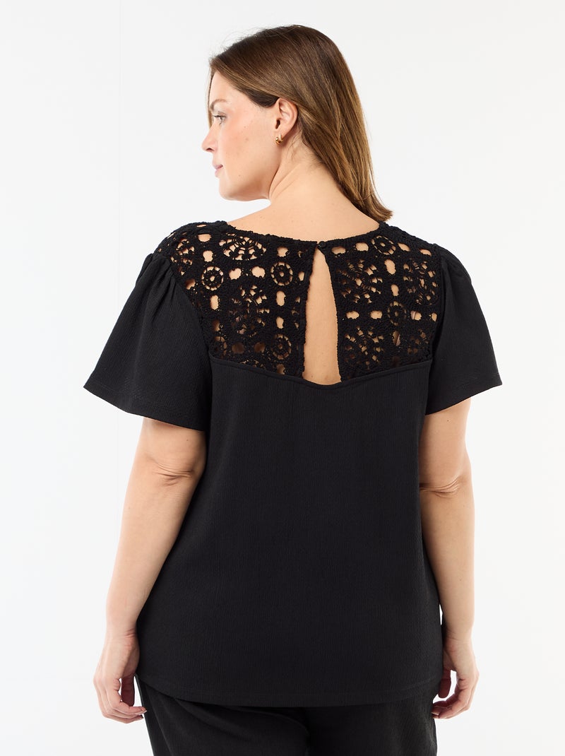 Camiseta de punto crepé y macramé Negro - Kiabi