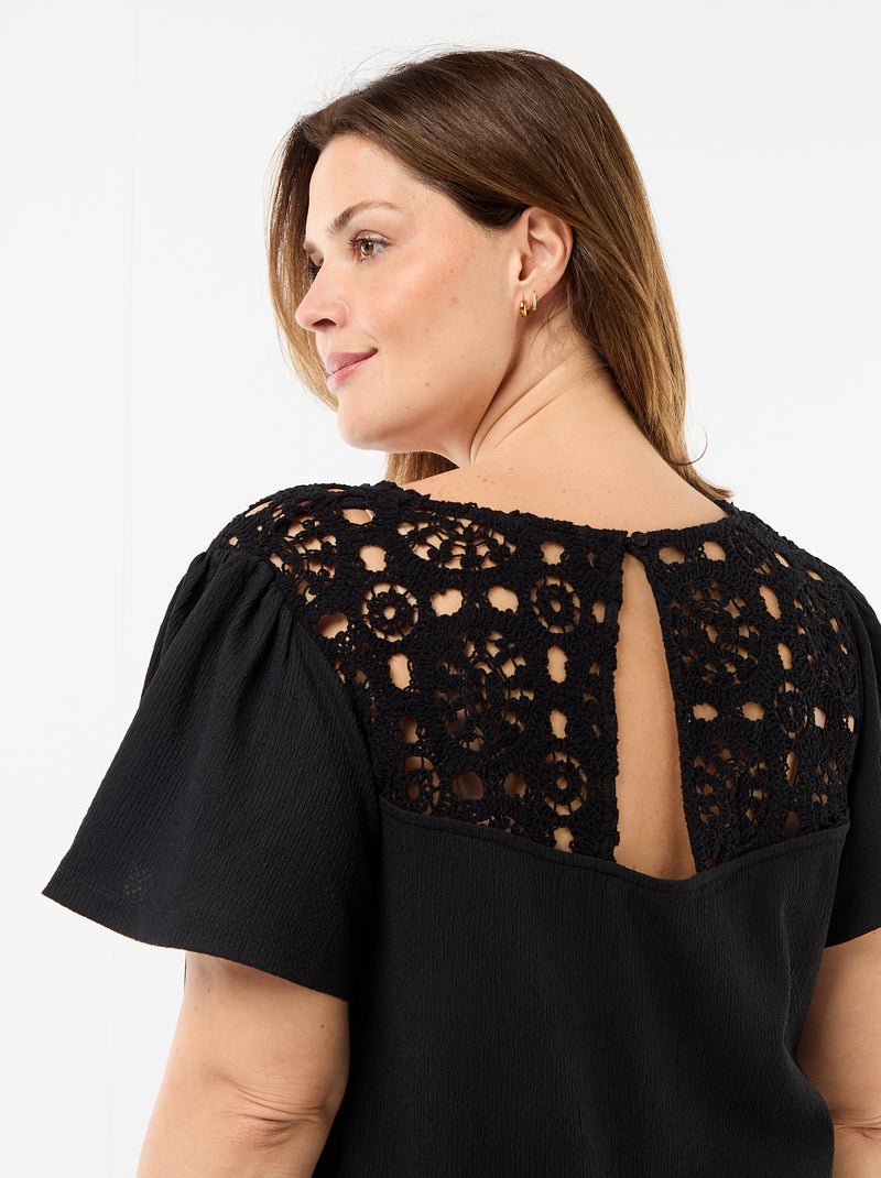 Camiseta de punto crepé y macramé Negro - Kiabi