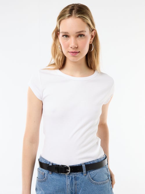 Camiseta de punto de canalé y manga corta - Kiabi Camiseta de punto de canalé y manga corta - Kiabi