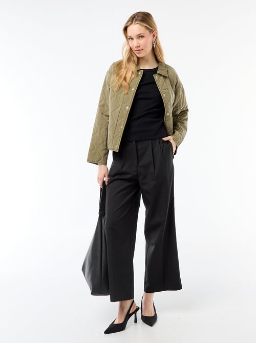 Camiseta de punto de canalé y manga corta - Kiabi Camiseta de punto de canalé y manga corta - Kiabi